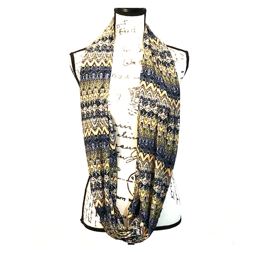 Infinity scarf - NWOT